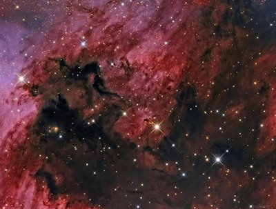 LRGB LDN 935,V2493 Cygni (HBC 722), V1057 Cygni (Cygnus)_small.JPG