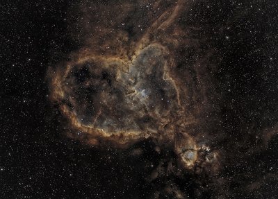 MOSAICO_IC_1805_Y_NGC_896_HaSHO_1000_small.jpg