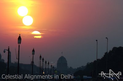 Sunset on Rajpath.jpg