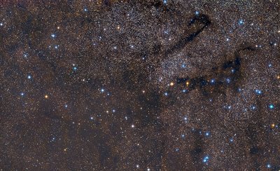 Dark Nebula Vulpecula Final _Star_APOD_small.jpg