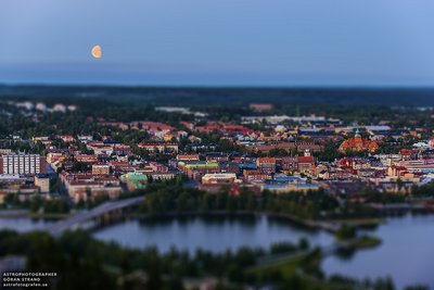 GS_20140716_MoonRise_7220_TiltShift_1280_small.jpg