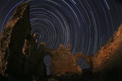 star-trails-euvoia-fyllon-2014-850pix.jpg