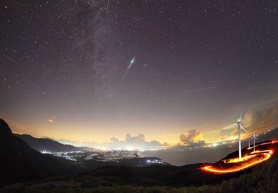 2013-08-11_2103 Perseids_small.jpg