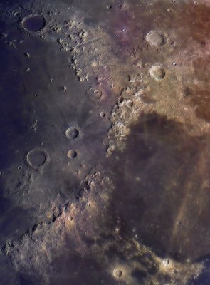 Colors of the Moon - Mont Apennins and Mont Caucase_small.jpg