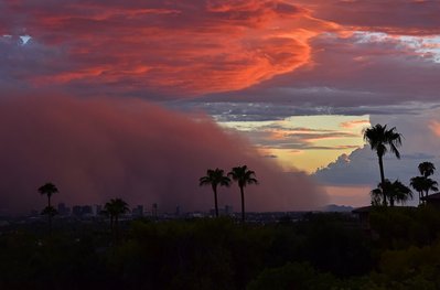 Haboob1_small.jpg