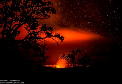 Kilauea and the red comet_small.jpg