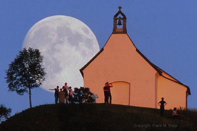 moonrise_09082014_fmrapp_small.jpg