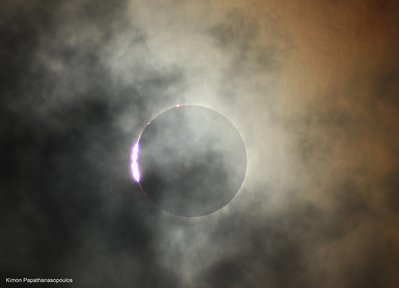 Total solar eclipse Faroes, Bailey's beeds, 20-3-2015_small.jpg