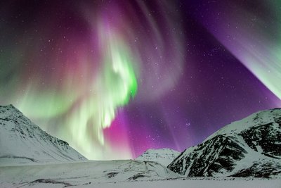 Img 2015-03-21 23-32-21 2620 - Aurora over Atigun Pass by Fred Wasmer_small.jpg