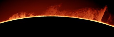 Giant prominence 2015.04.25new_jpg.jpg