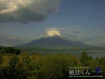 3cap Mt. Fuji.jpg