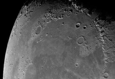 Mare-Imbrium-by-Rafael-Defavari_.jpg