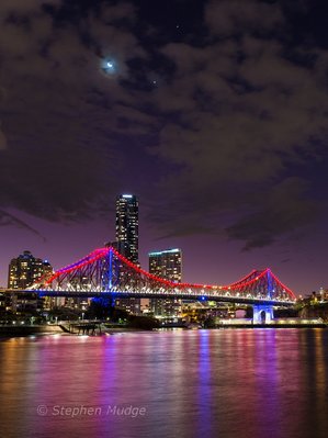 Conjunction over Story bridge_small.jpg