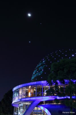 Moon Jupiter Venus conjuction 1- Mariano Ribas_small.jpg