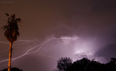 venus_jupiter_lightning_derekdemeter_apod_small.jpg