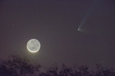 Comet and moon.jpg