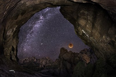 Blood Moon Above the Organ Mountains 4 x 6_small.jpg