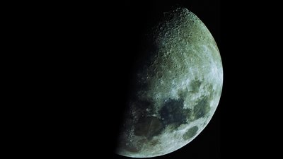 Moon 10-21-15_small.jpg