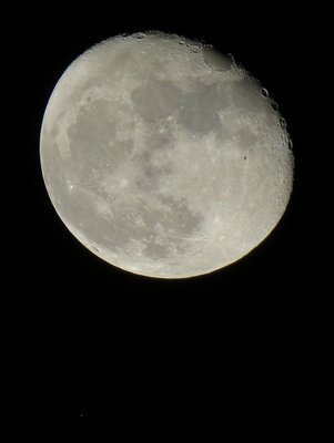 2015-10-29-Moon-Ald-2123utc.jpg