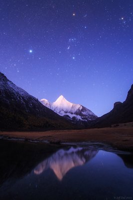 Mt.Jampayang at the break of dawn-1800_small.jpg