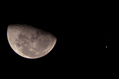 MOON-JUPITER 010116.jpg