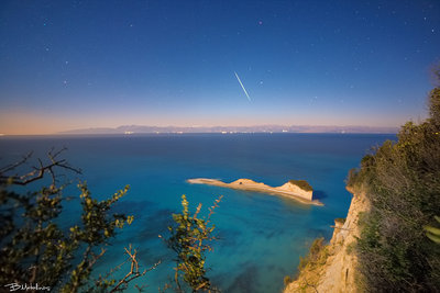 Shooting Star &amp; Apotripiti's islet