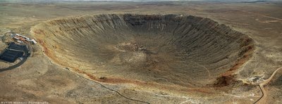 Meteor_crater_small.jpg