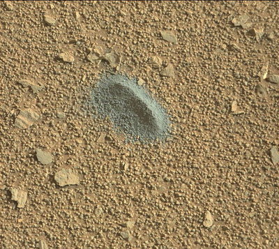 Grindings tailings, Sol 930.jpg