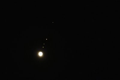 Jupiter and Moons March 5 2016.jpg