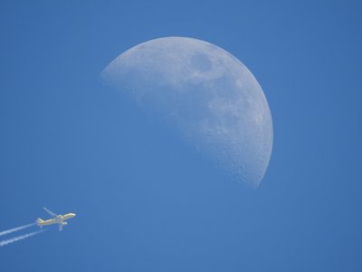 Spirit 985 - Airplane With Moon - 3-15-2016_small.jpg