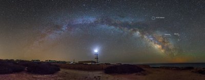 Milky Way, Comet, Saturn & Mars_small.jpg