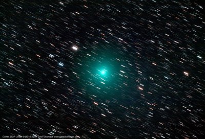 CometNucleus041216HRweb_small.jpg