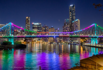 Jupiter Venus and Mercury over Story Bridge 27Aug16.JPG