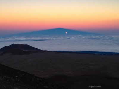Full Moonrise in Mauna Kea shadow - Greg Chavdarian_small.jpg