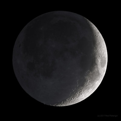 EarthshineMoon170102apod.jpg