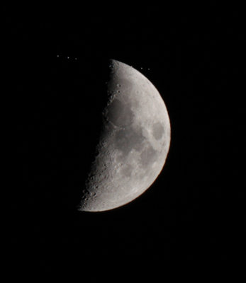 OccultationofAldebaran-030417-CanonXSI-STV60ED-f5,5.jpg