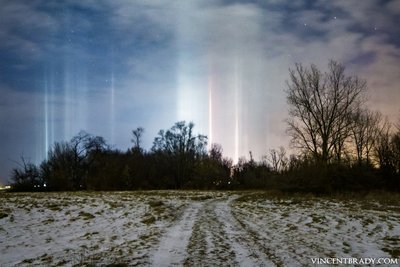 3_RoadLightPillars_small.jpg