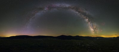 Milky Way and Aurora, Croatia_small.jpg