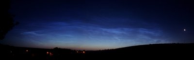 Noctilucent Cloud Display (Credit: Adrian West)
