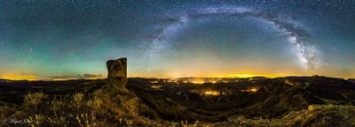 Airglow Montllobar signatura_small.jpg