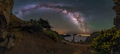 Above the sea of clouds APOD_small.jpg