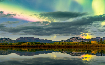 Yukon Fall Aurora.jpg