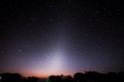 ISS-Path-Zodiacal-Light_small.jpg