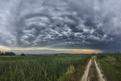 Mammatus cloud 3