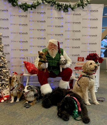 Bojo and Santa at Airport.jpg