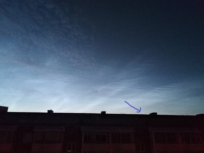 Noctilucent clouds with Venus July 10 2020.jpg