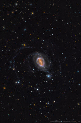 NGC1512-4Cropsmall2.jpg