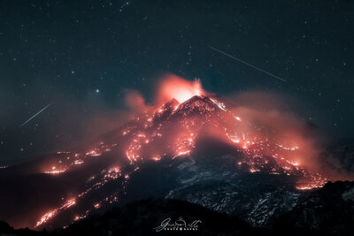 VolcanoStars_Vella_1080.jpg