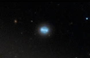 Background galaxy behind M51 esplaobs.png