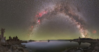 California - Mono Lake Panorama APOD.jpg